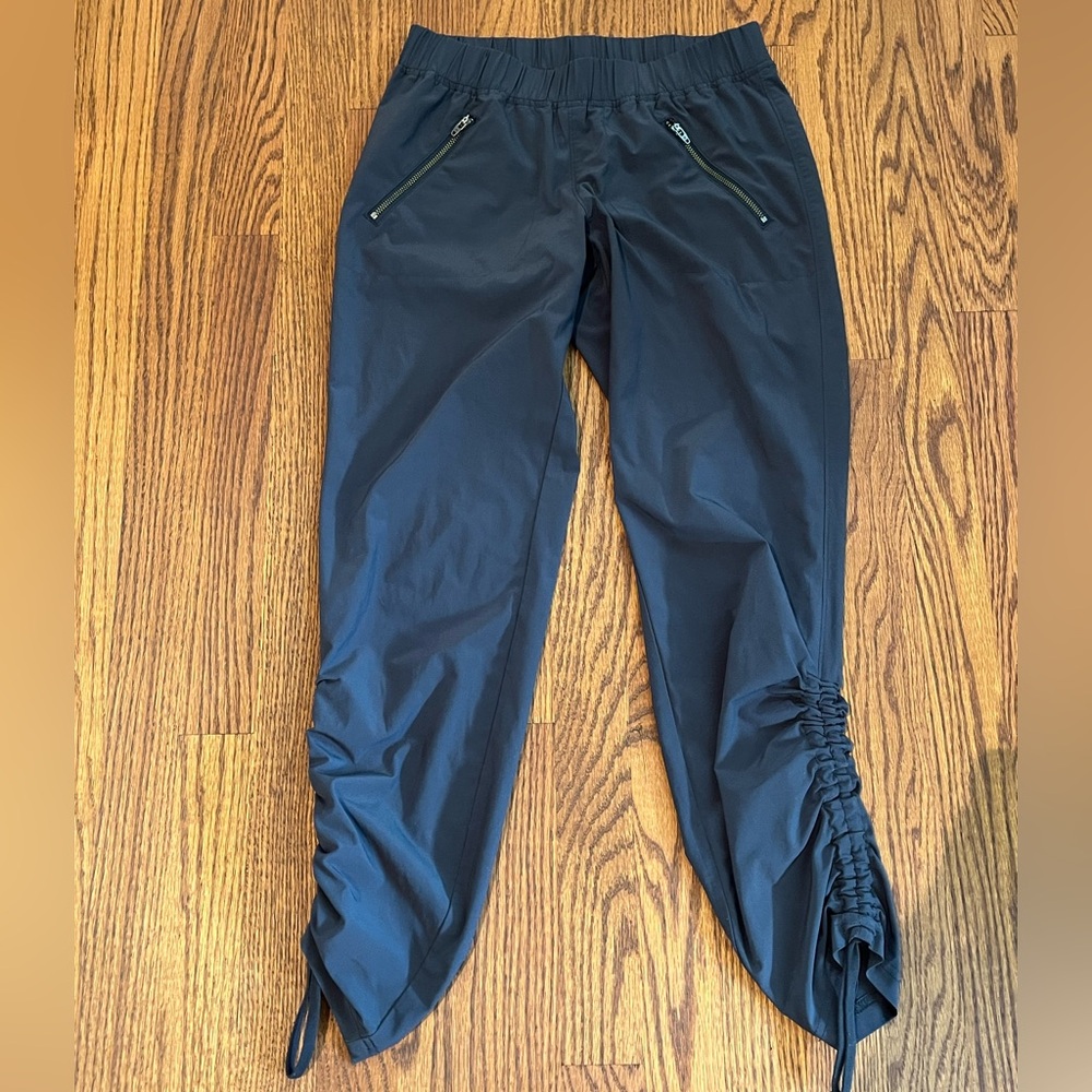 Athleta Unlined Pants with Zippered front pockets